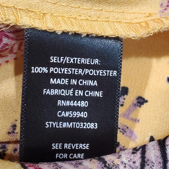 Label Rachel Roy Yellow Floral Print Short Flutter Sleeve Blouse Top Size L NWOT - Picture 5 of 6
